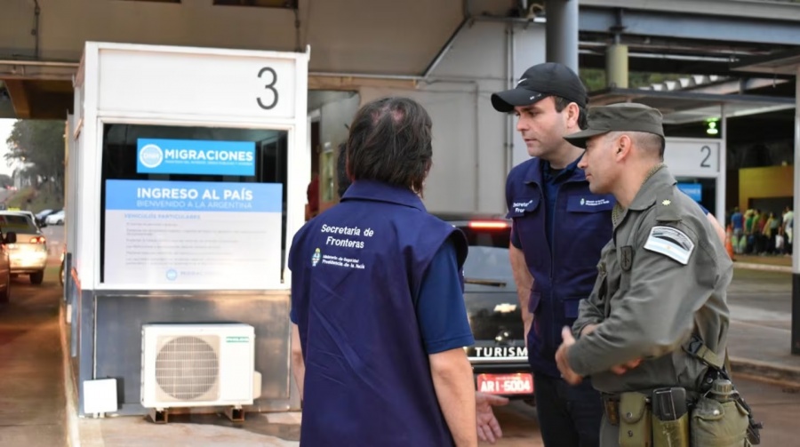 NACIÓN IMPLEMENTARÁ CONTROLES BIOMÉTRICOS EN LOS PASOS FRONTERIZOS