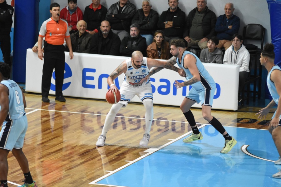 REGATAS VISITA ESTE MIÉRCOLES A OBERÁ TENIS CLUB EN UN DUELO CLAVE